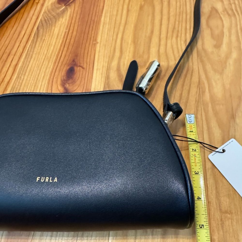 FURLA Vitello Sidney Goccia Crossbody Shoulder Bag Purse Black NWT Dust Bag - Picture 8 of 16
